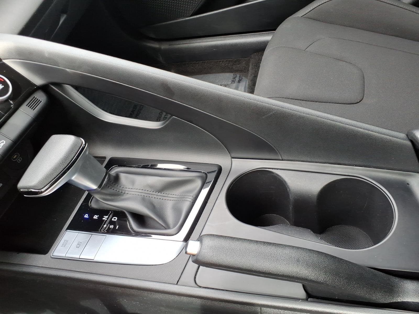 Used 2024 Ecotronic Gray Hyundai SEL image 21