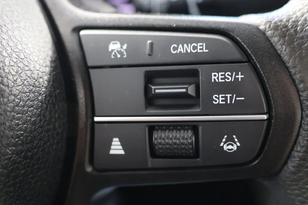 Used 2025  Honda LX image 12