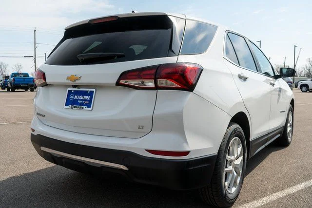 Used 2023 White Chevrolet LT image 6