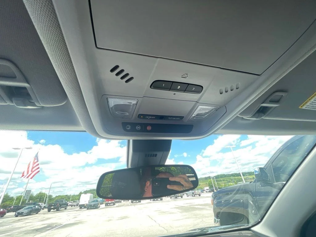 Used 2021 Blue Chevrolet LT image 14