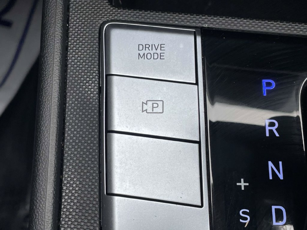 Certified Used 2024 White Hyundai SEL image 30
