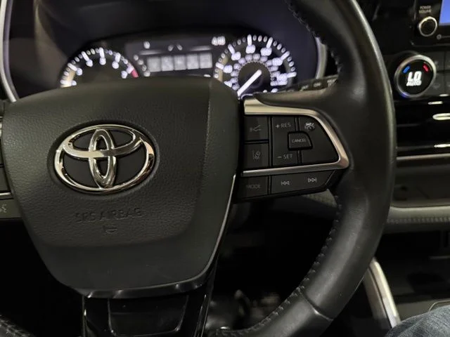Used 2021 Celestial Silver Metallic Toyota XLE image 16