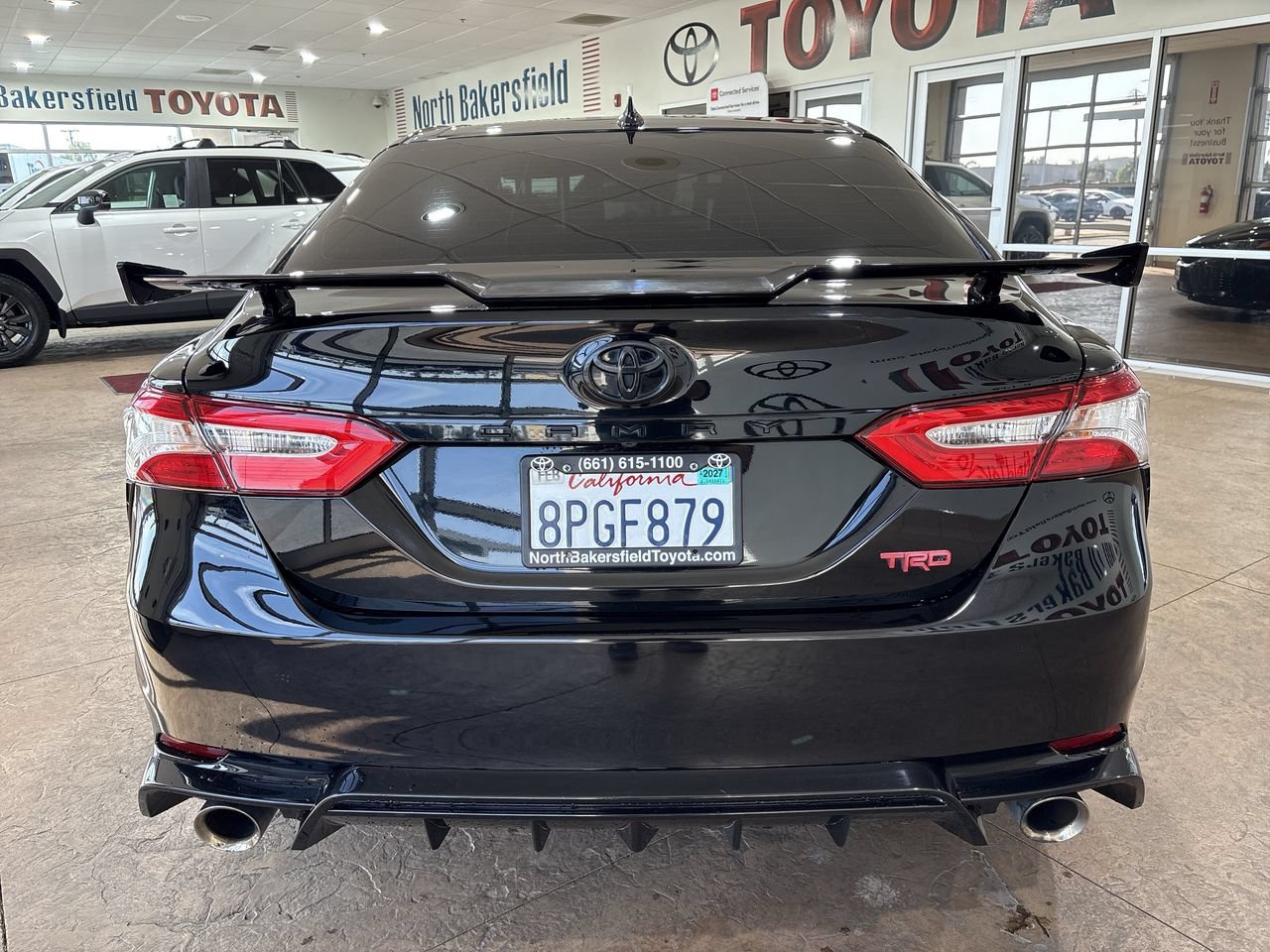 Used 2020 Midnight Black Metallic Toyota XSE V6 image 9