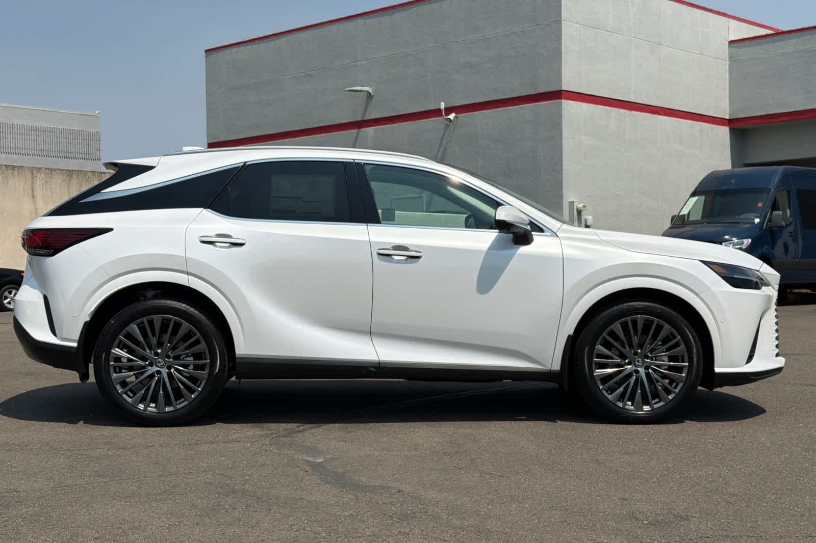 New 2026 Eminent White Pearl Lexus RX 350h LUXURY AWD image 6