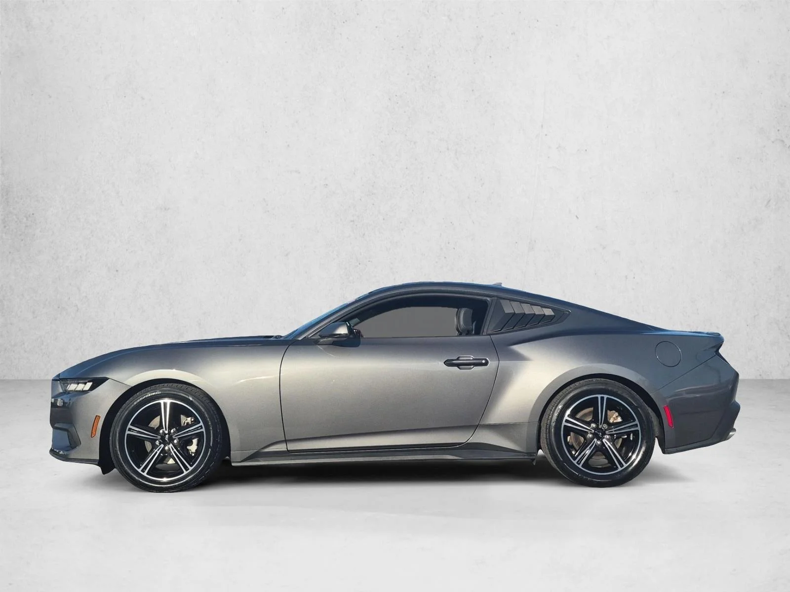 Used 2024 Carbonized Gray Metallic Ford EcoBoost Premium image 9