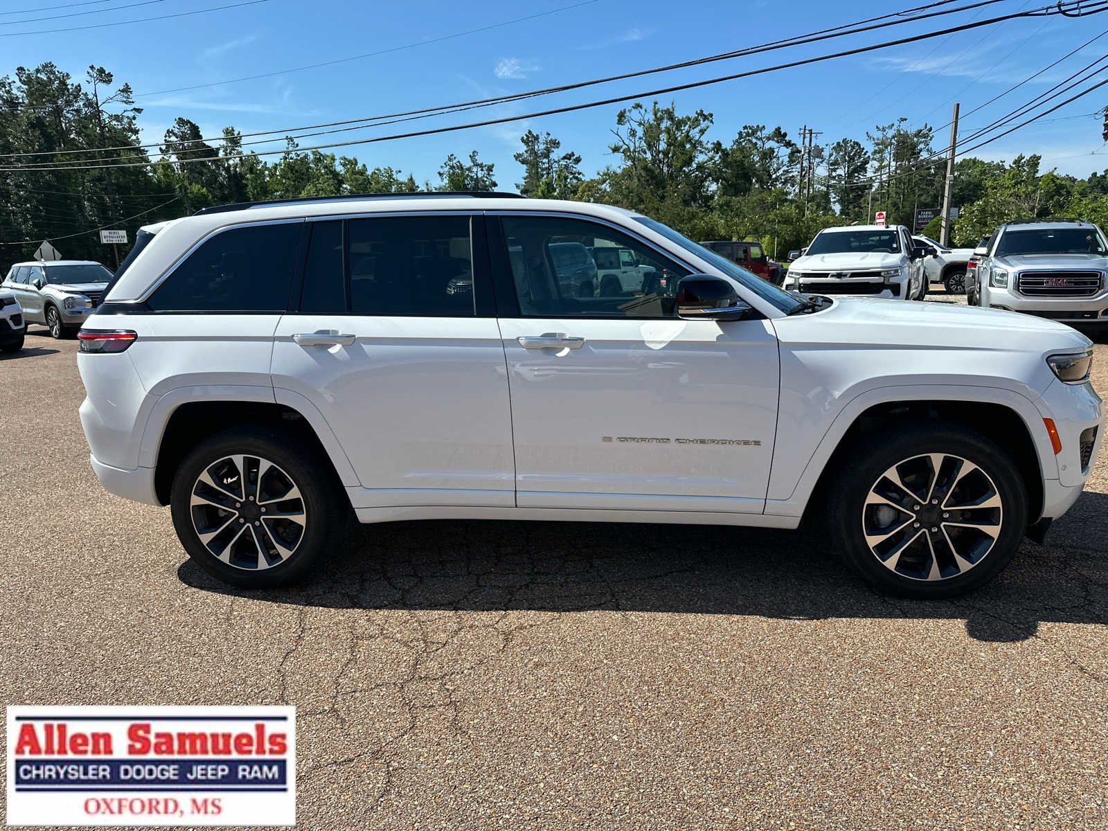 Used 2023 Bright White Clearcoat Jeep Overland image 2