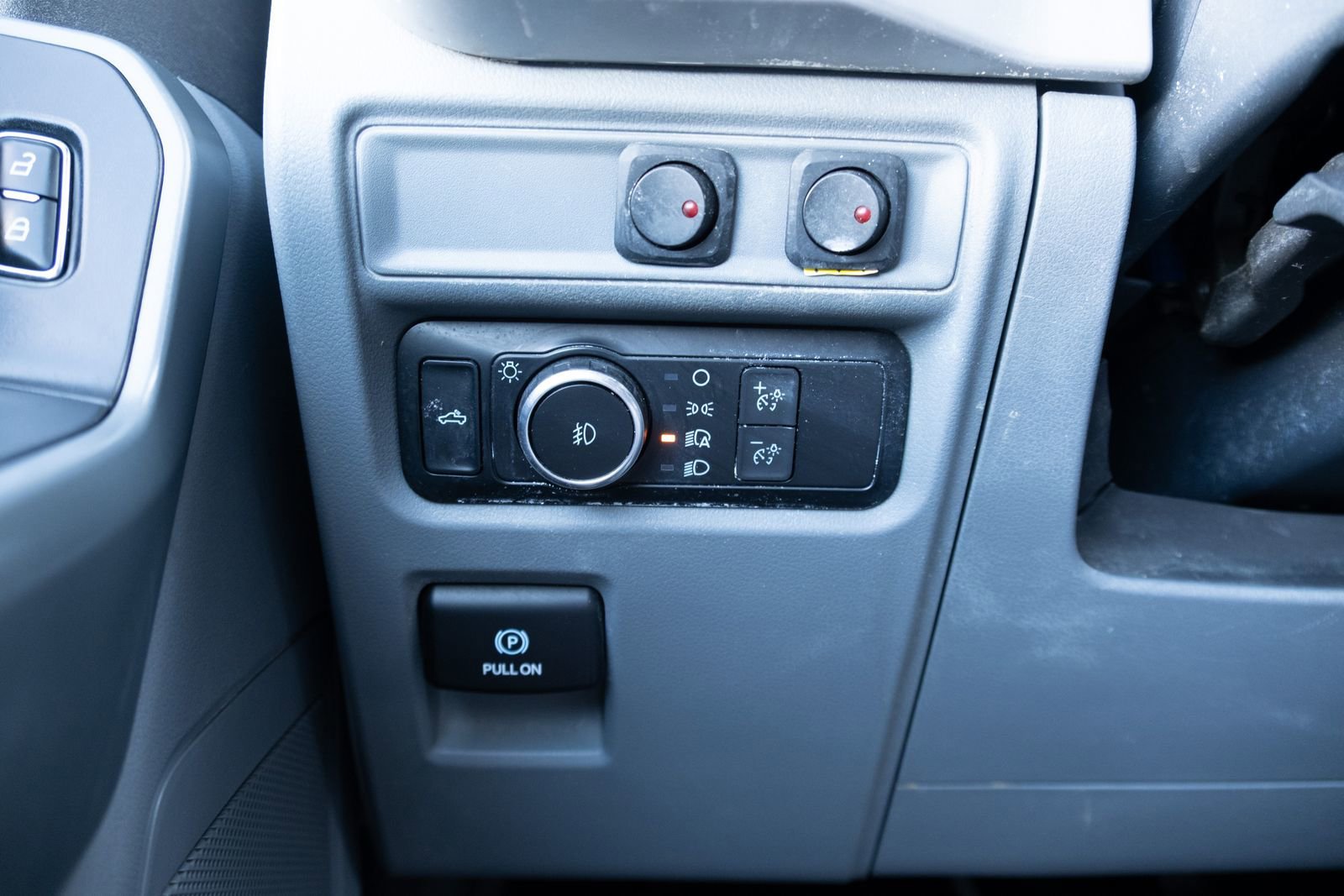 Used 2023  Ford XLT image 9