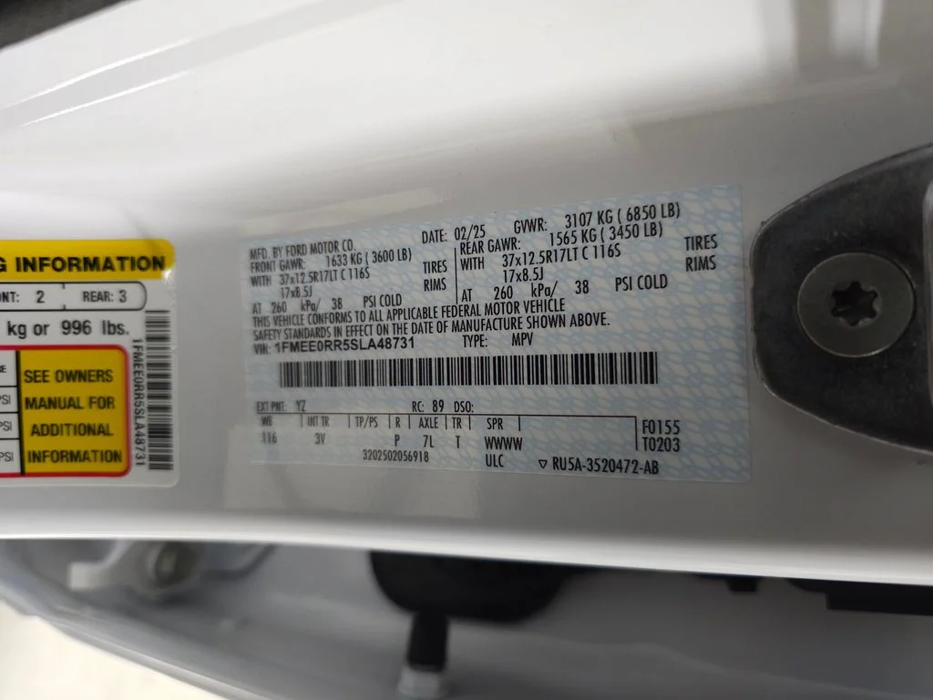 Used 2025 White Ford Raptor image 37