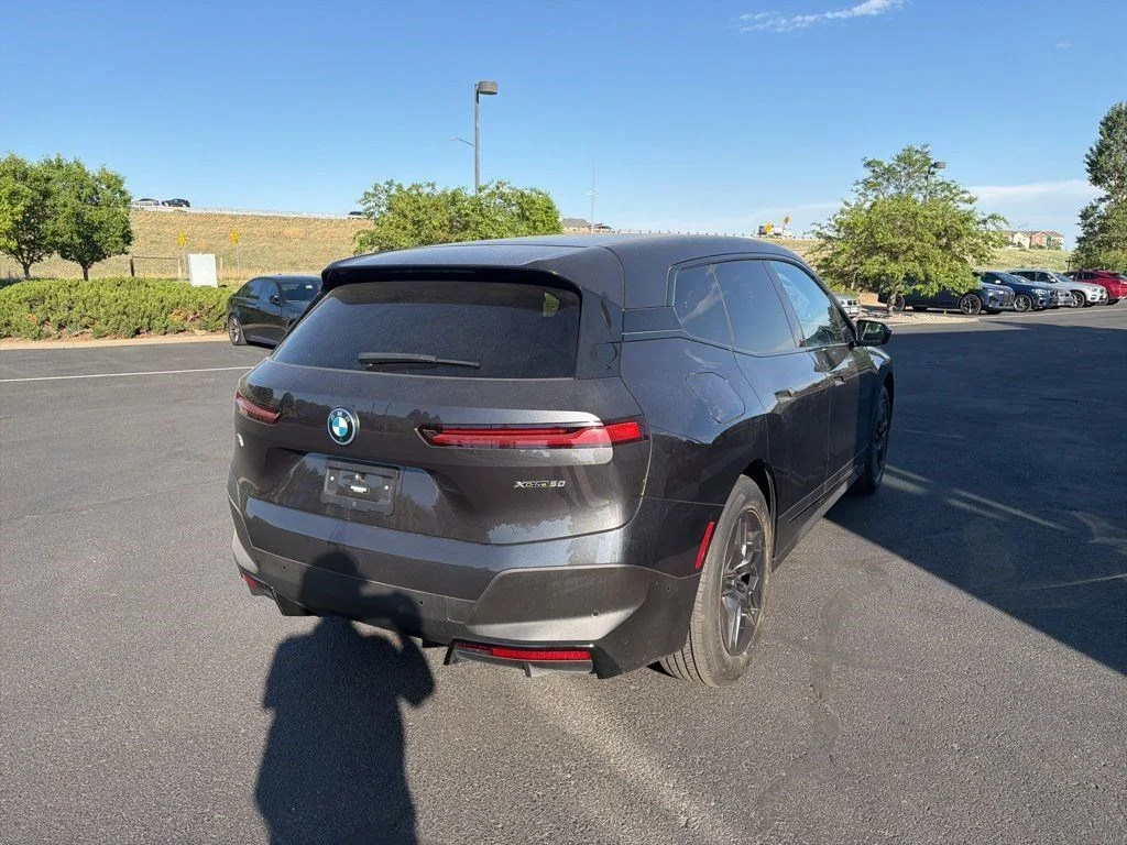 Certified Used 2023 Gray BMW xDrive50 image 5