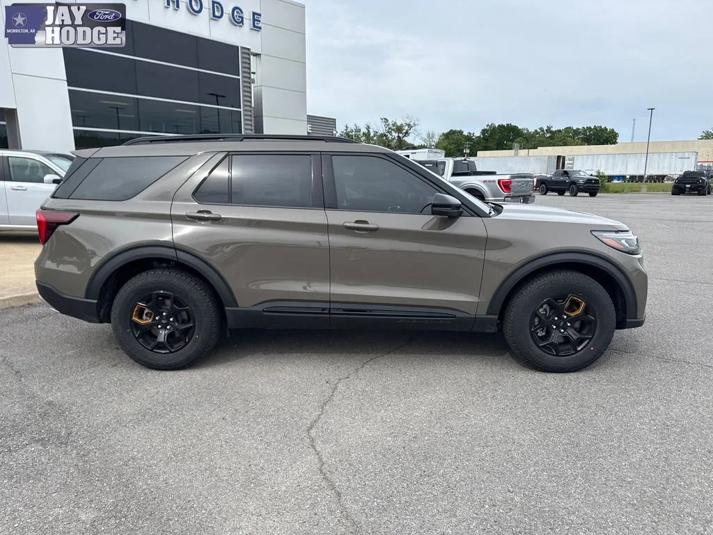 New 2026 Marsh Gray Ford Tremor® image 8
