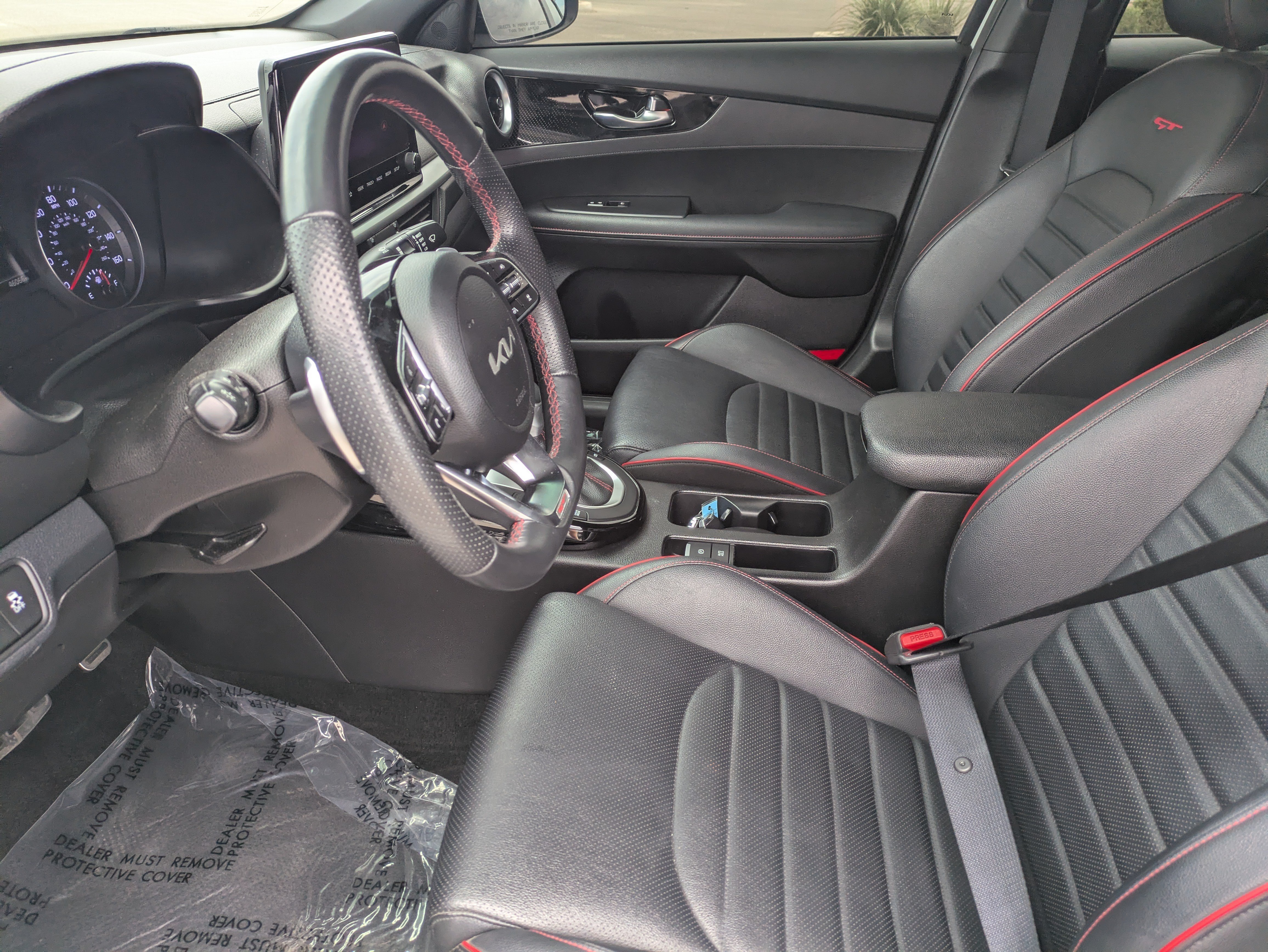 Used 2023 Snow White Pearl Kia GT image 24