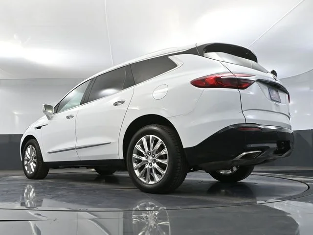 Used 2019 White Buick Essence image 53