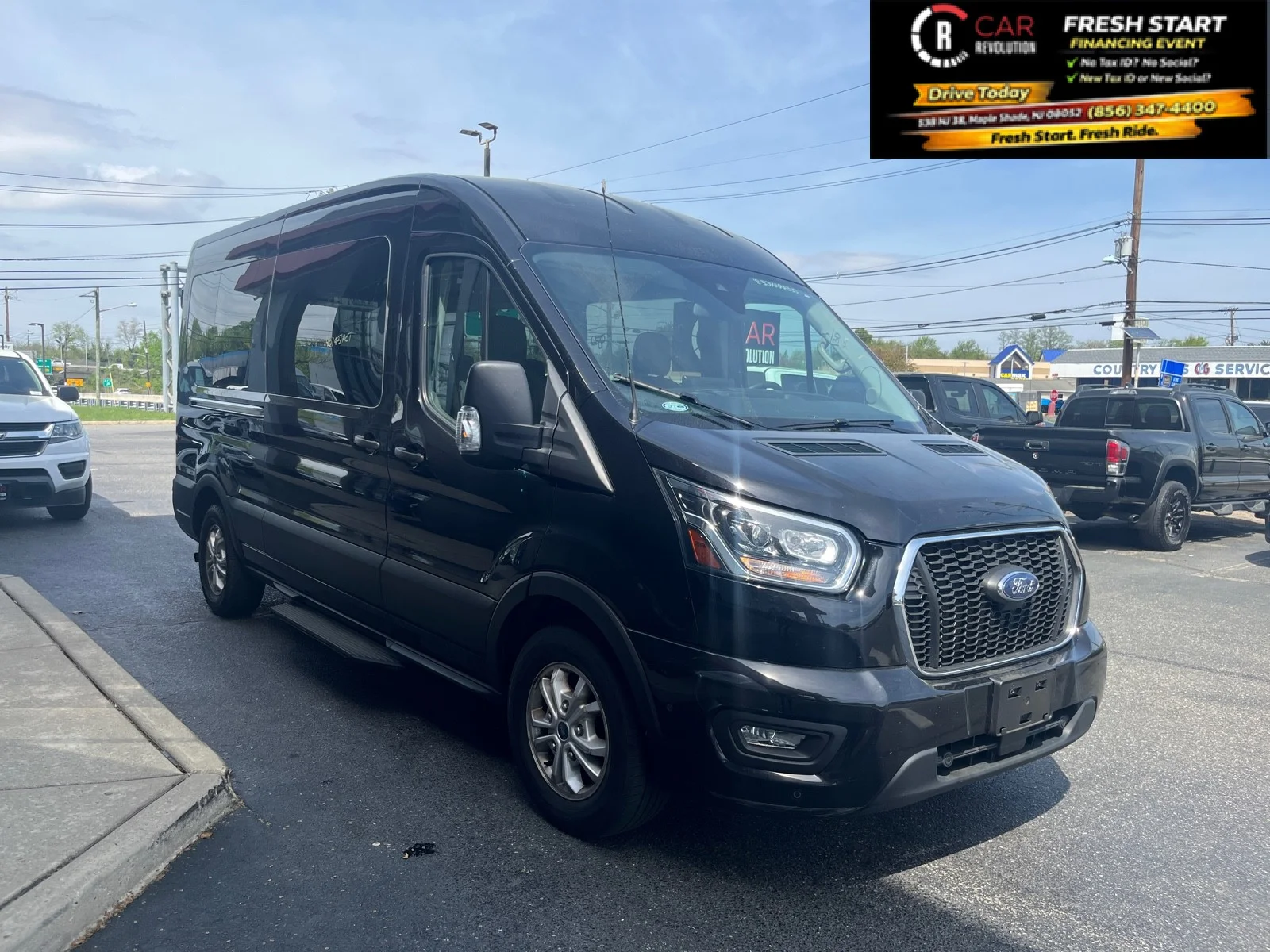 2023 Ford Transit 350 XLT Med Roof Sliding Pass. 148's photo