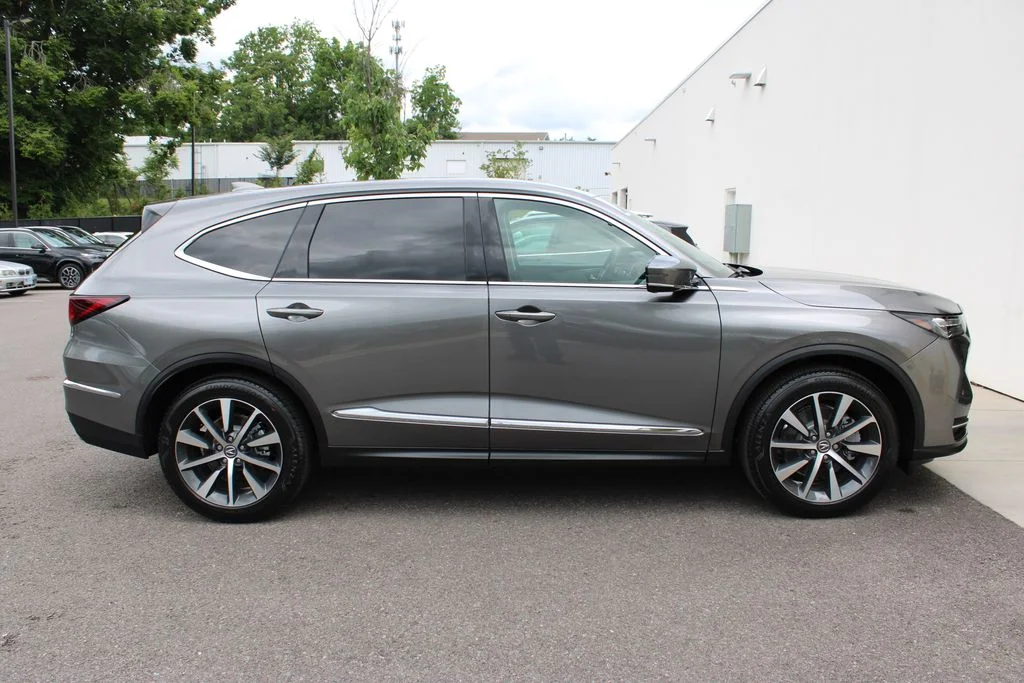 New 2026 Liquid Carbon Metallic Acura Technology Package image 31