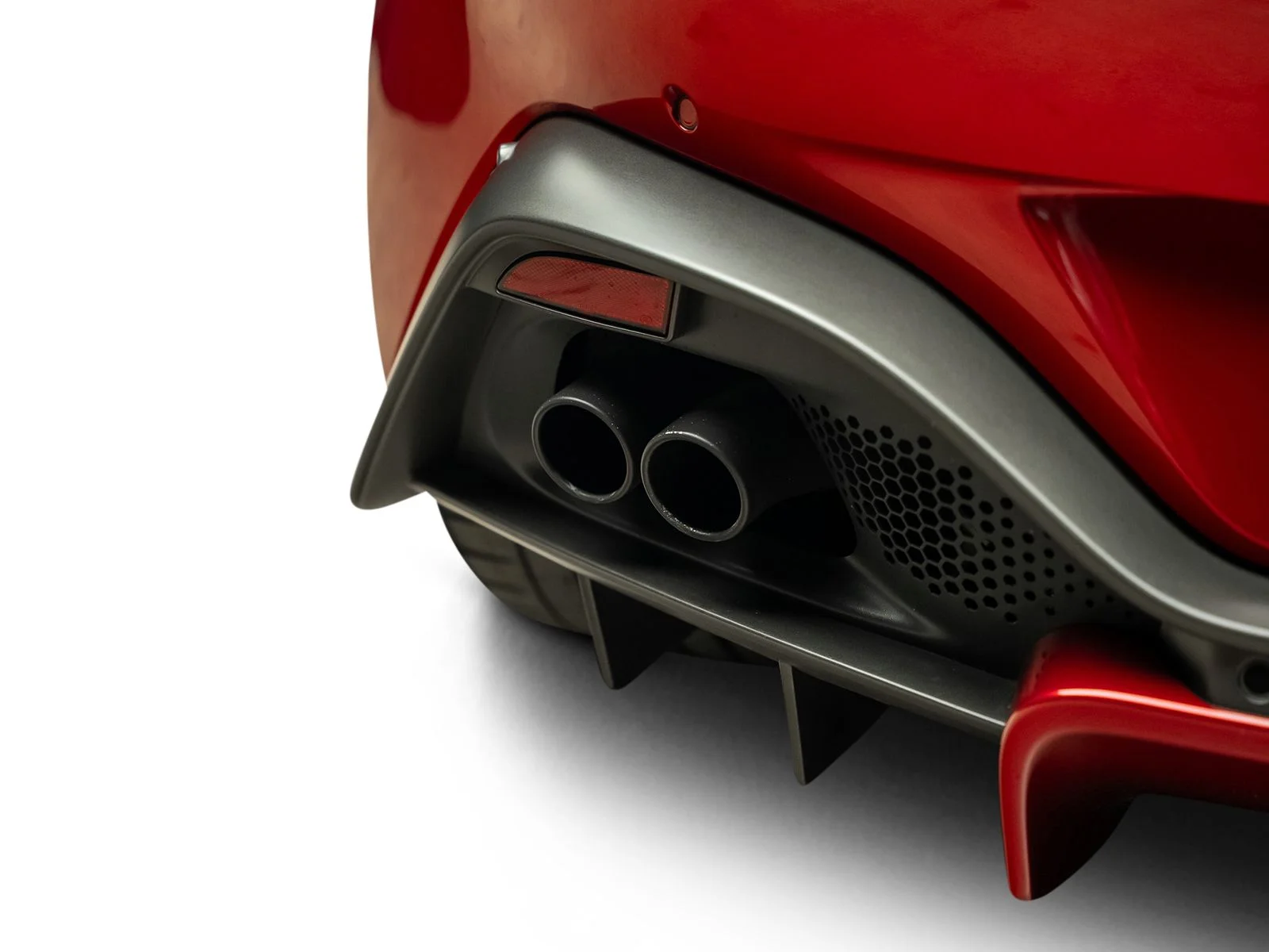 Used 2020 Red Aston Martin Base image 20