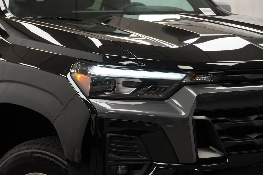 New 2026 Black Chevrolet LT image 31