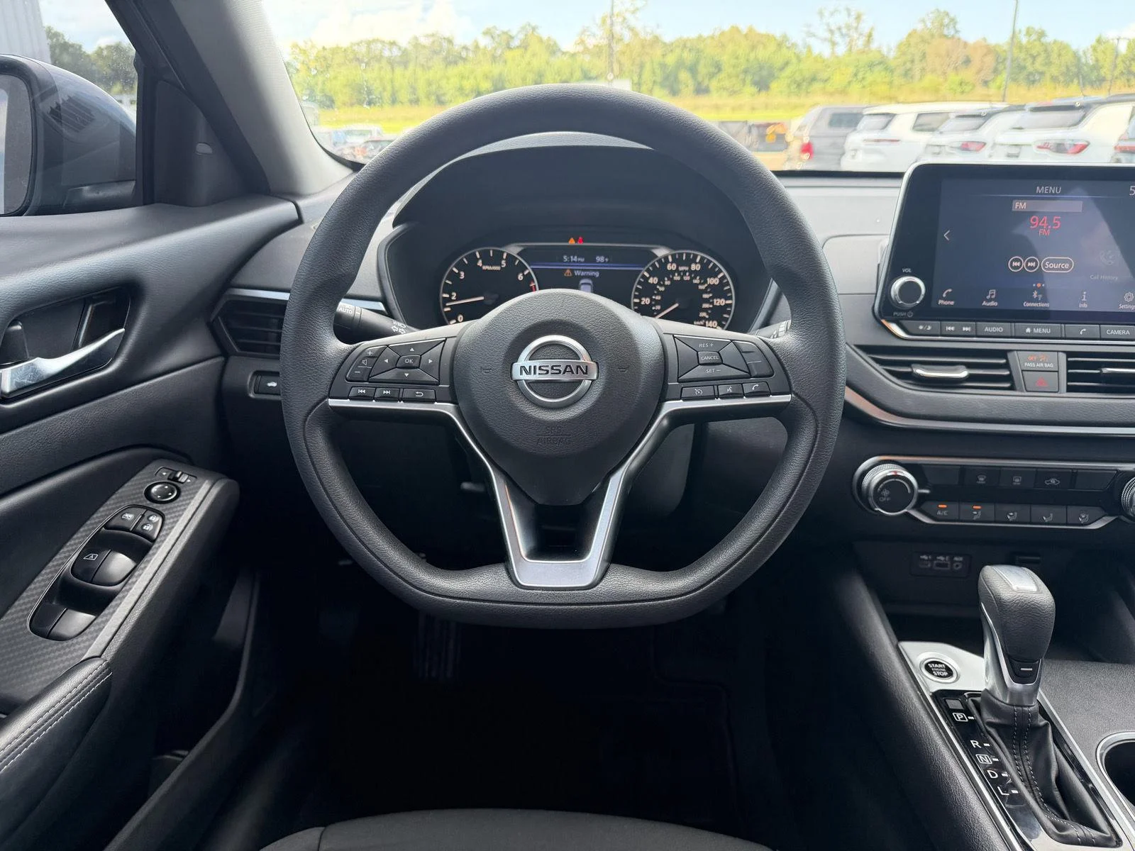 Used 2022 Gun Metallic Nissan 2.5 SV image 8