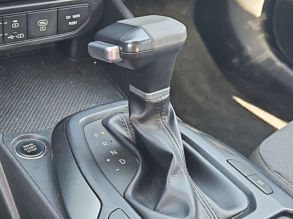 2025 Kia K4 LXS - Photo 19