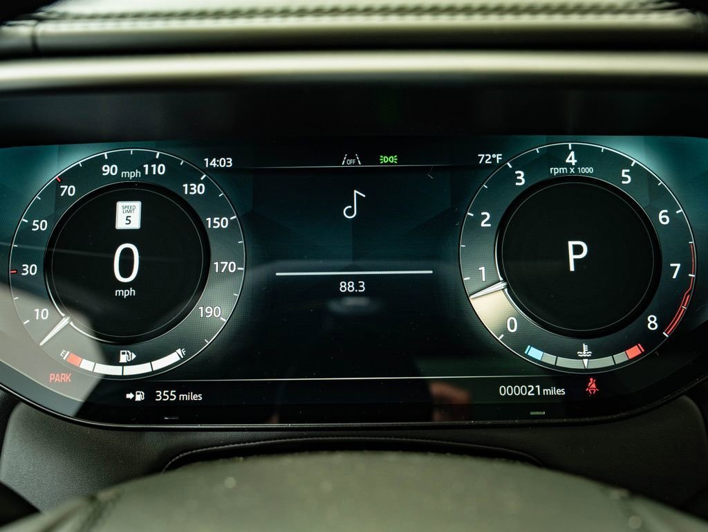 New 2026 Ethereal Frost Satin LAND ROVER  image 30