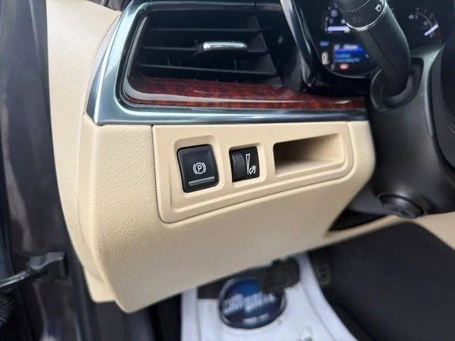 Used 2017 Gray Cadillac Luxury image 18
