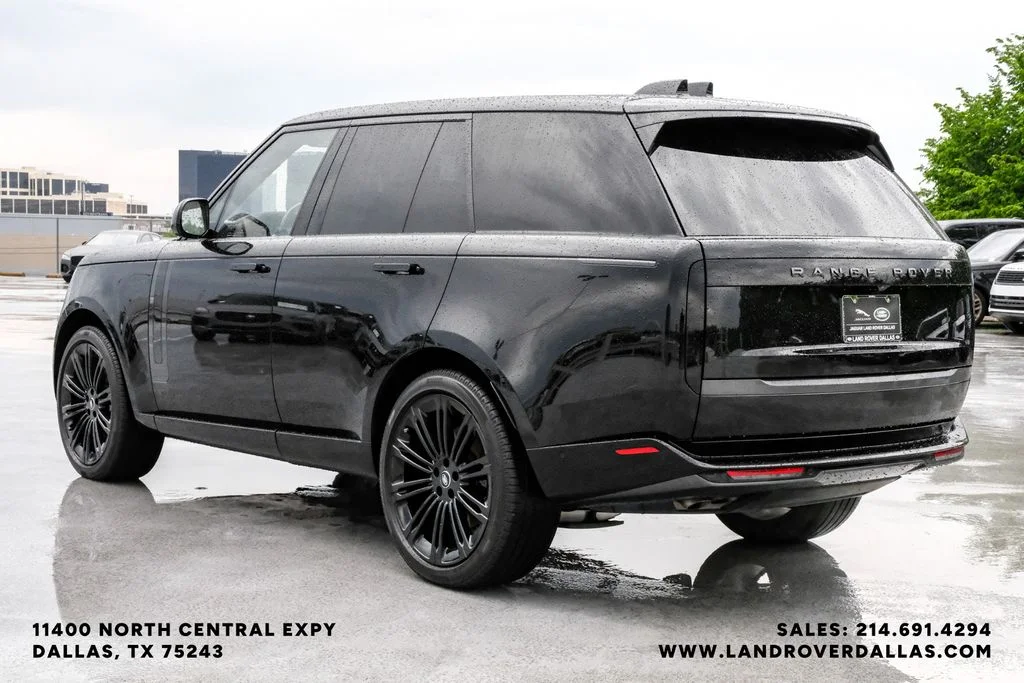 Certified Used 2025 Black Land Rover SE image 10