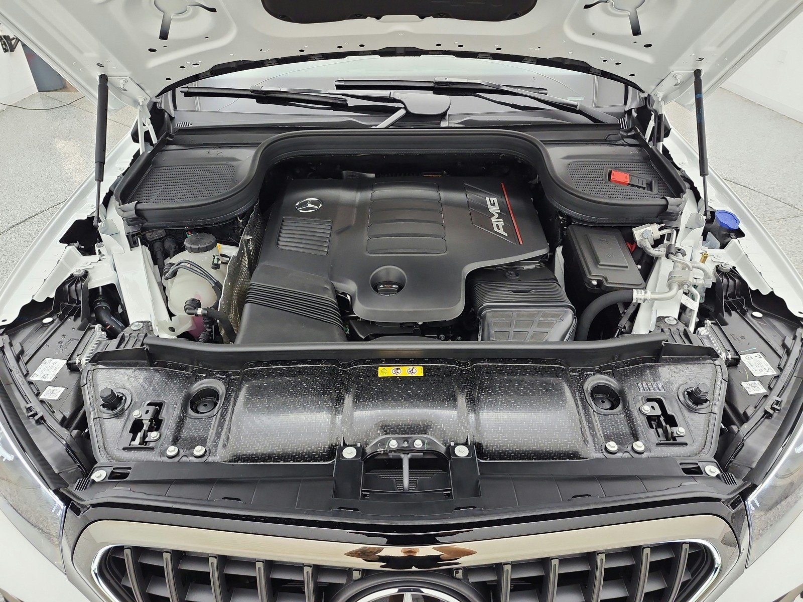 New 2027 Polar White Mercedes-Benz AMG® GLE 53e 4MATIC+ SUV image 12
