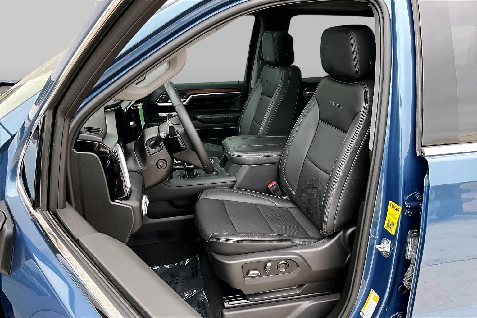 Used 2024 Downpour Metallic GMC Denali image 8