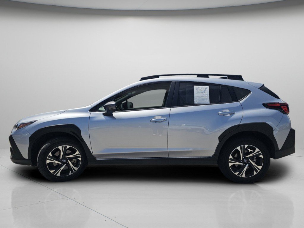 Used 2025 Ice Silver Metallic Subaru Premium image 23