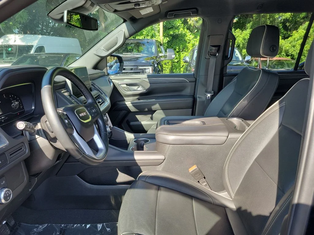 Used 2024 Black GMC SLT image 26
