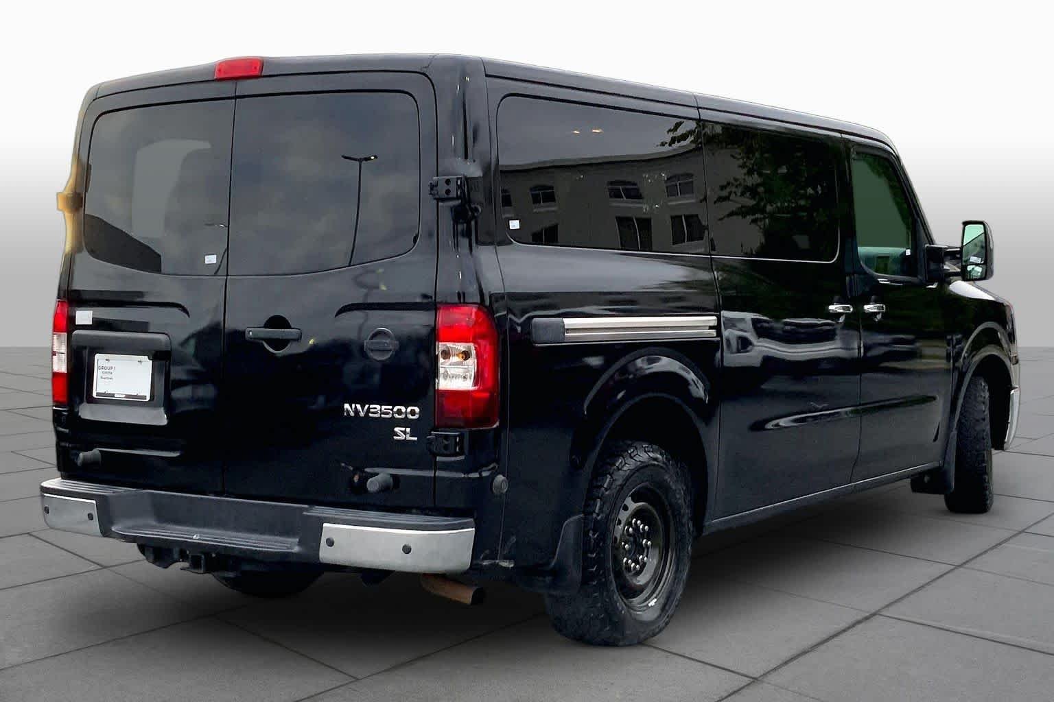 Used 2021 Super Black Nissan NV3500 HD SL image 12