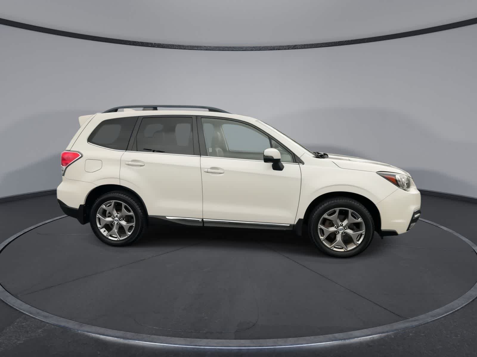 Used 2017 Crystal White Pearl Subaru Touring image 9