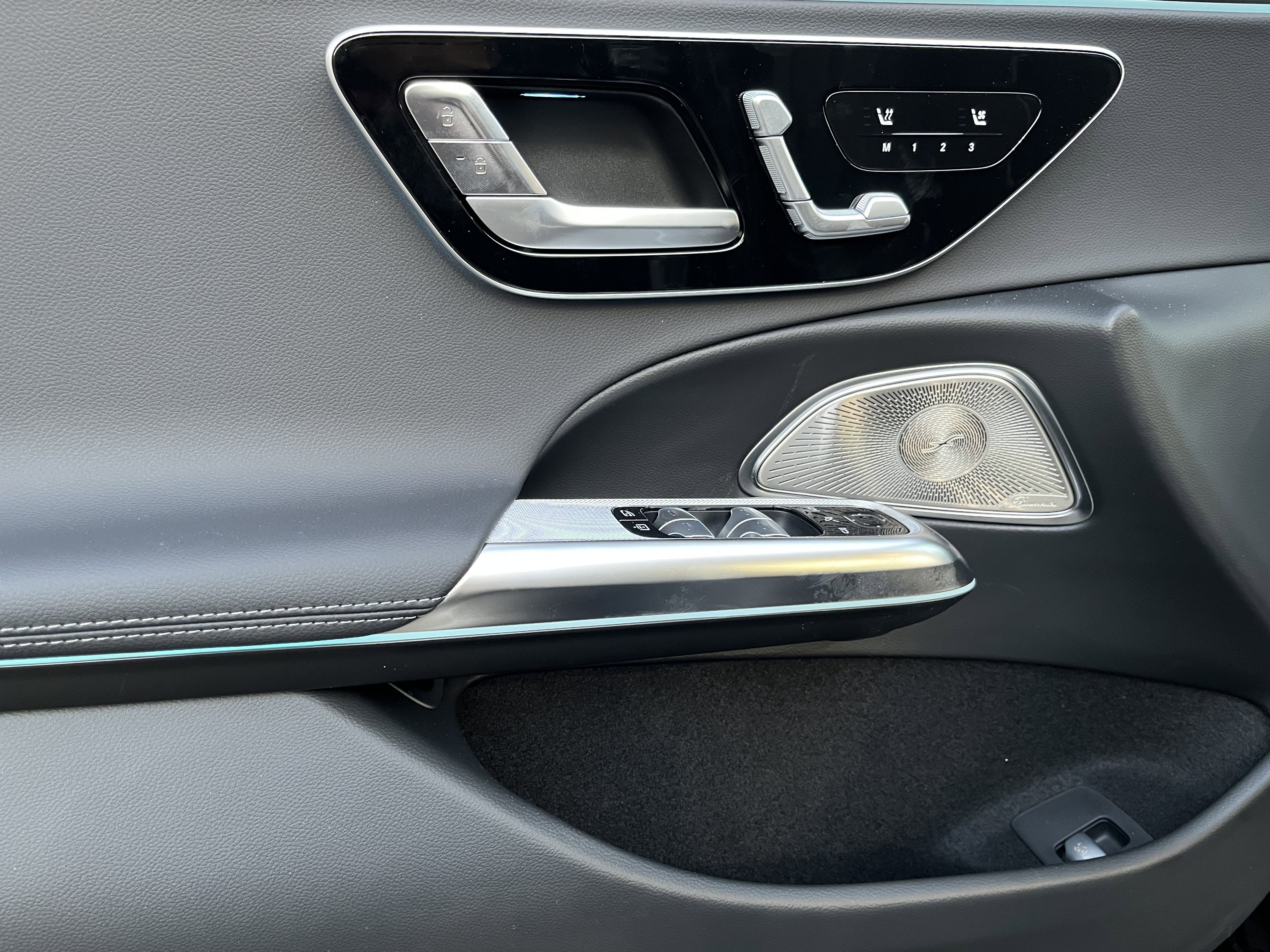New 2026 Obsidian Black Metallic Mercedes-Benz E 350 image 43