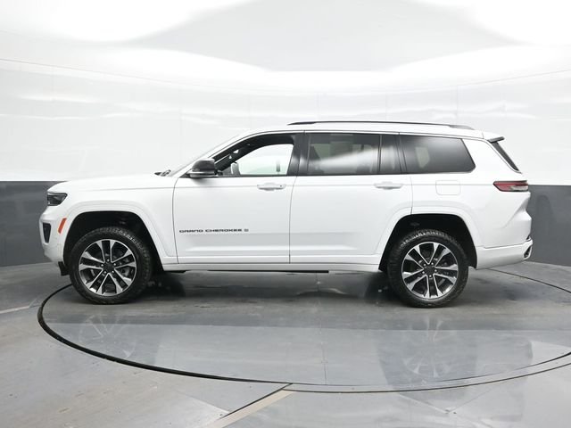 Used 2023 White Jeep Overland image 4