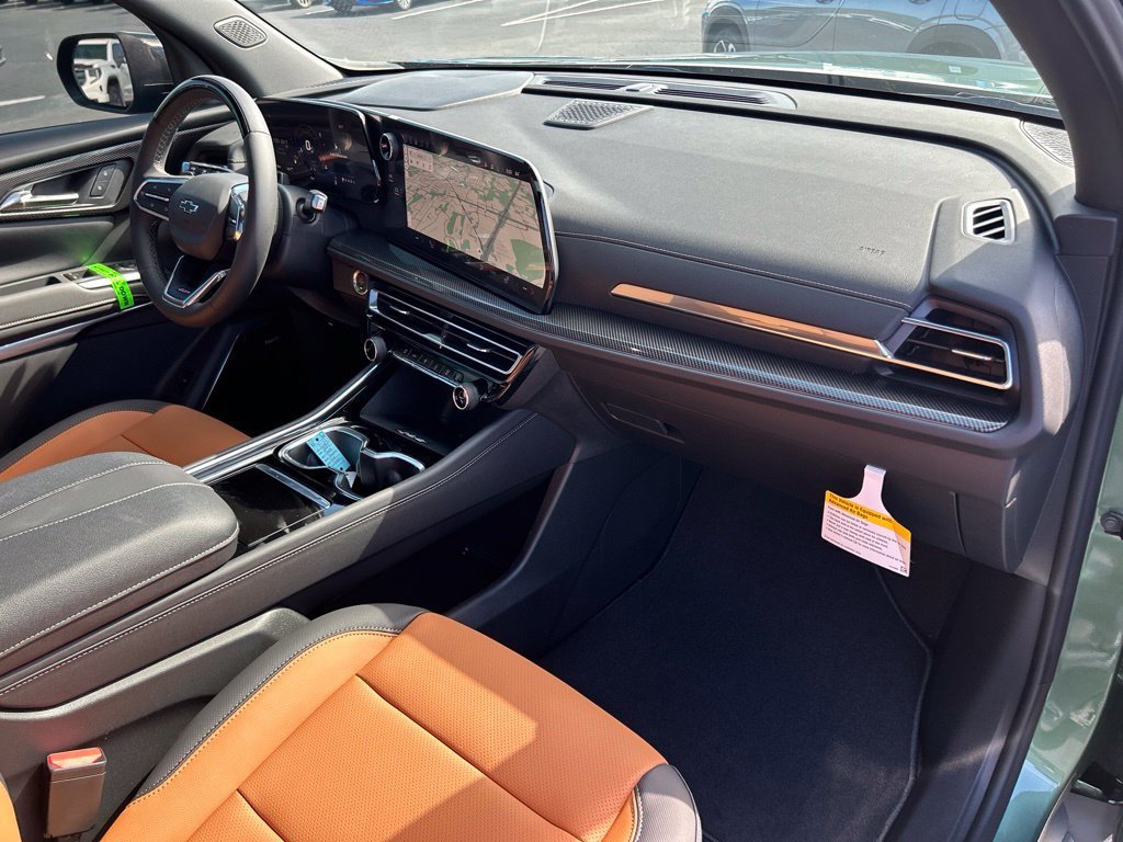 2027 Chevrolet Traverse Z71 - Photo 47