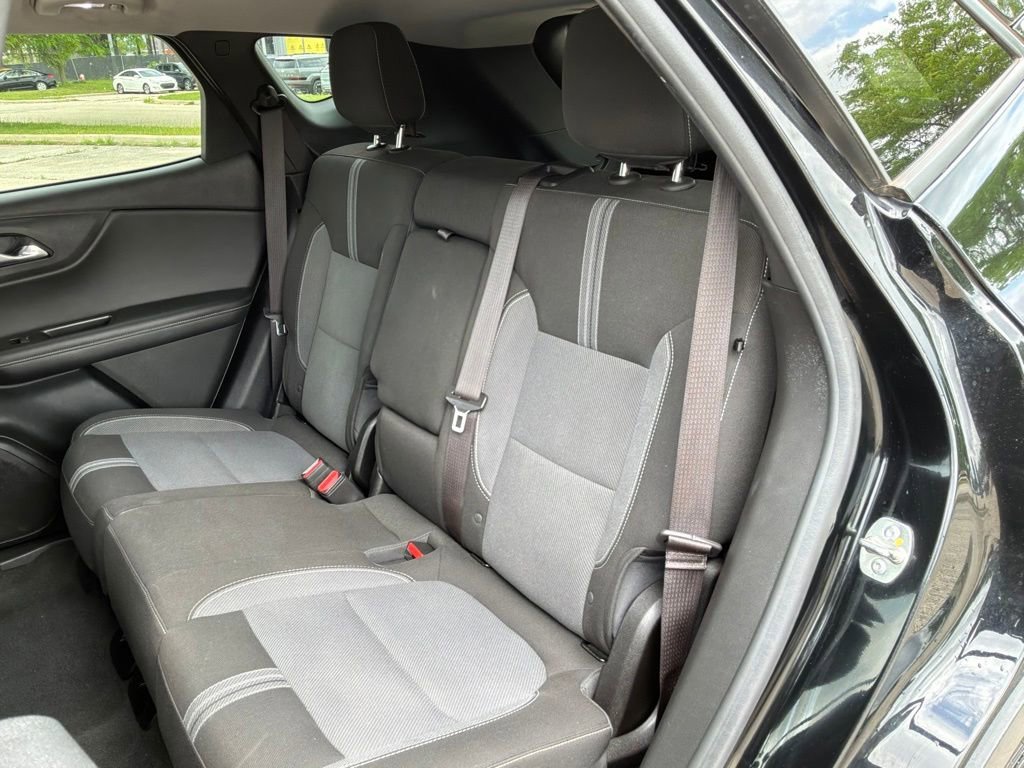 Used 2023 Black Chevrolet 2LT image 23