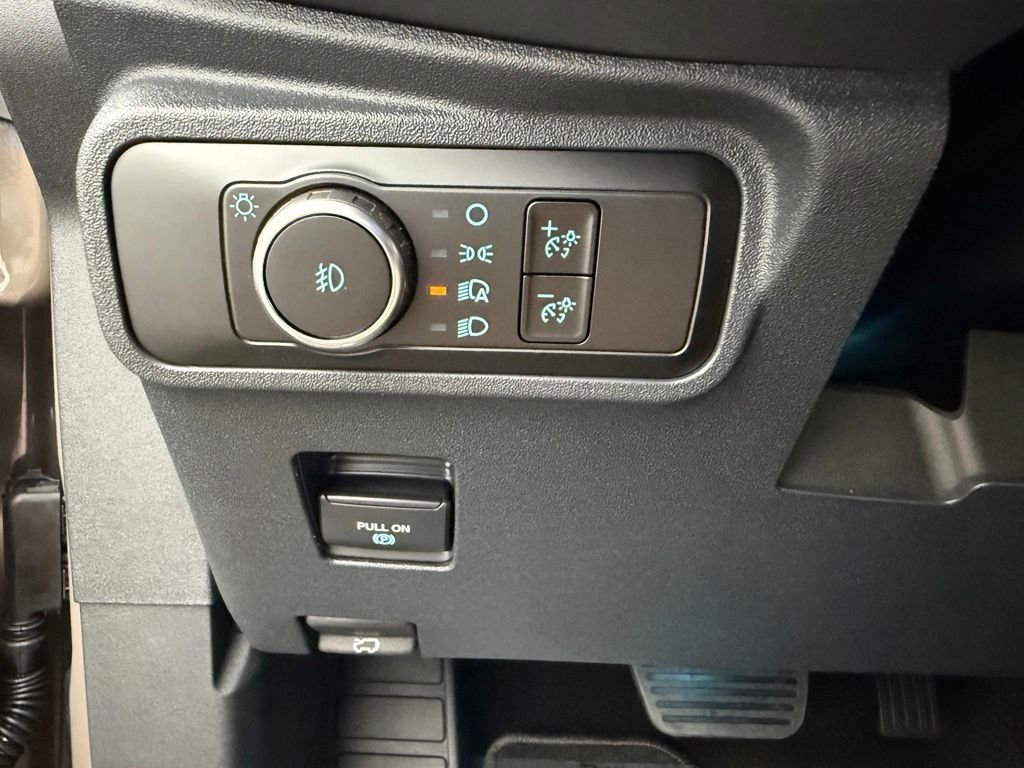 New 2026 Gray Ford Outer Banks image 21