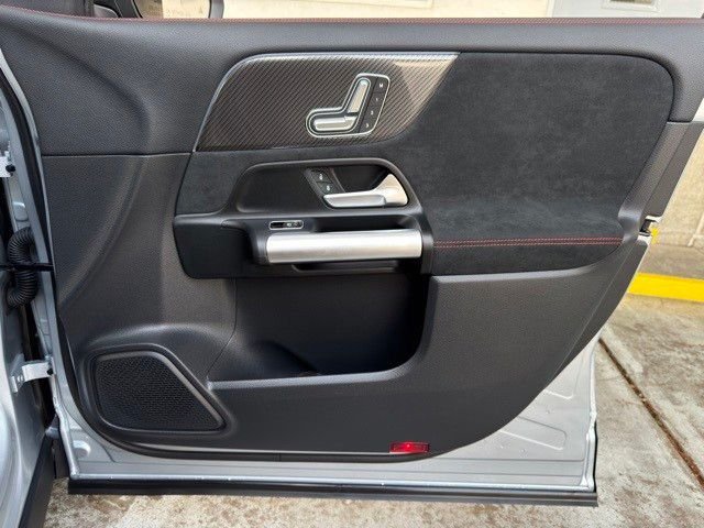 Used 2025 Silver Mercedes-Benz GLA 250 image 19