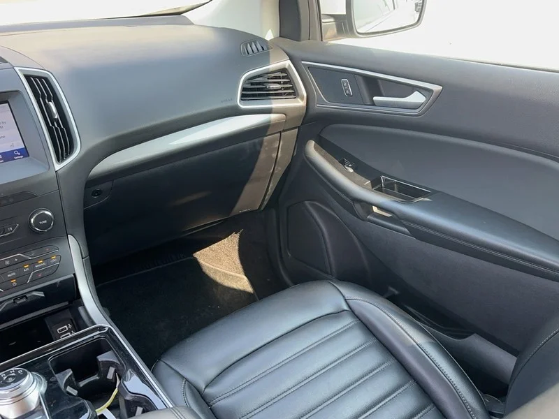 Certified Used 2020 Oxford White Ford SEL AWD image 16