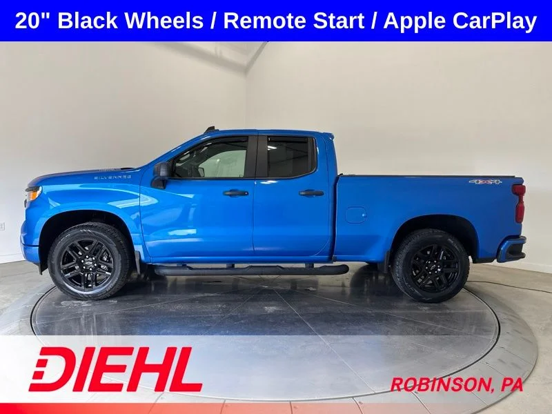 Used 2025 Blue Chevrolet Custom image 4