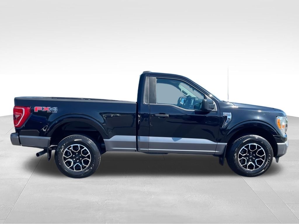 Used 2022 Black Ford XLT image 9