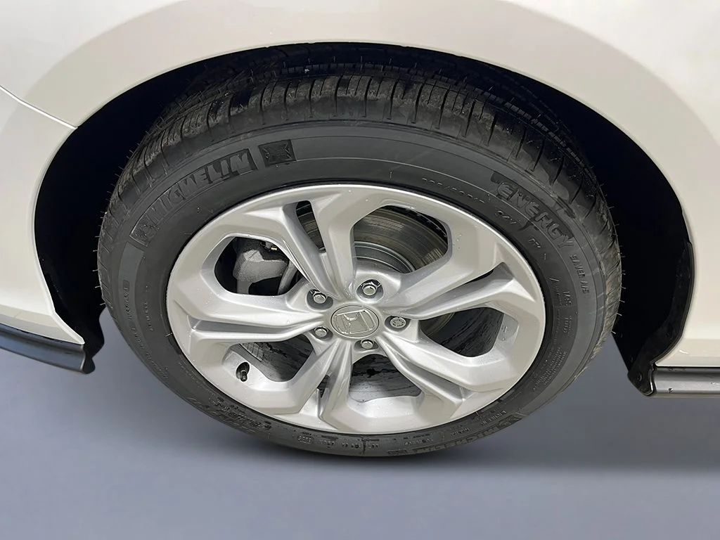 New 2026 Platinum White Pearl Honda LX 1.5T image 10