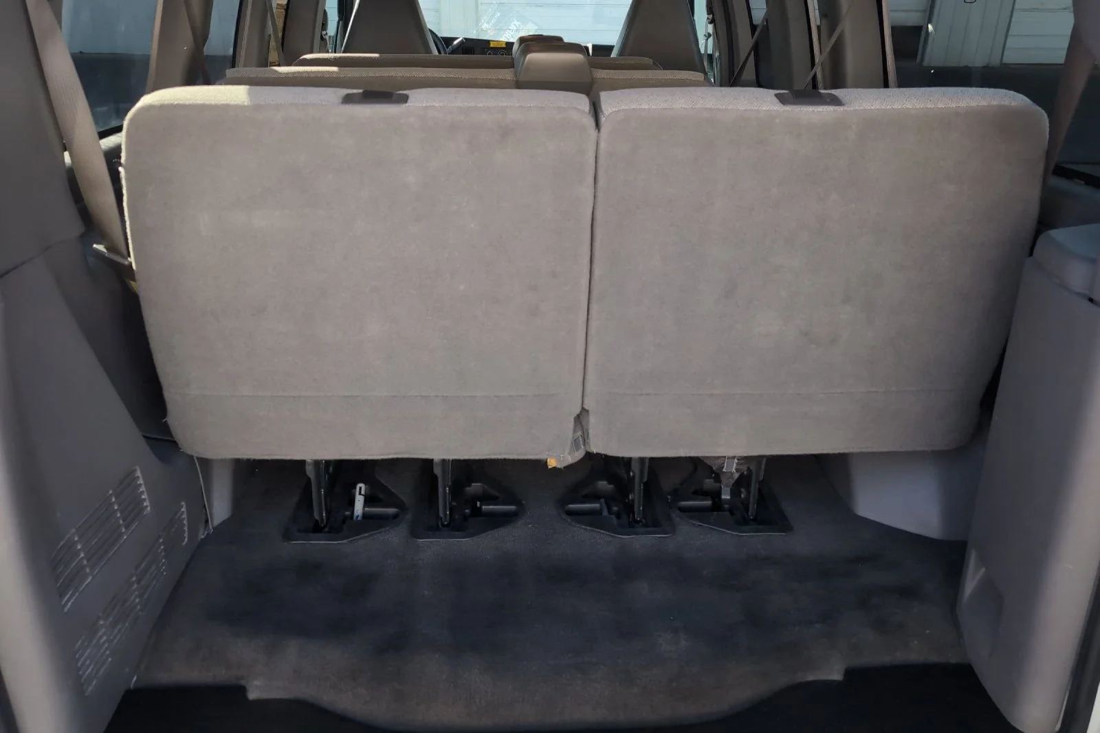 Used 2017 SUMMIT WHITE Chevrolet LT image 17