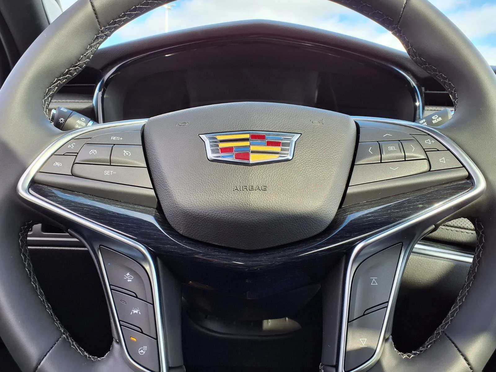 2025 Cadillac XT5 Premium Luxury - Photo 23
