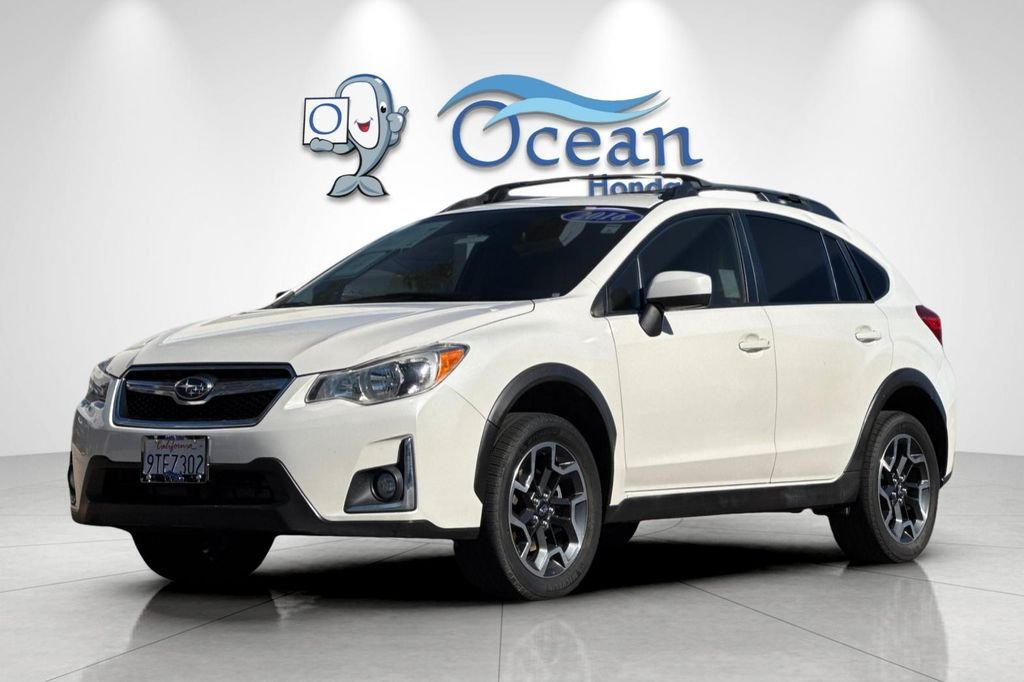 Used 2016 Crystal White Pearl Subaru 2.0i Premium image 9