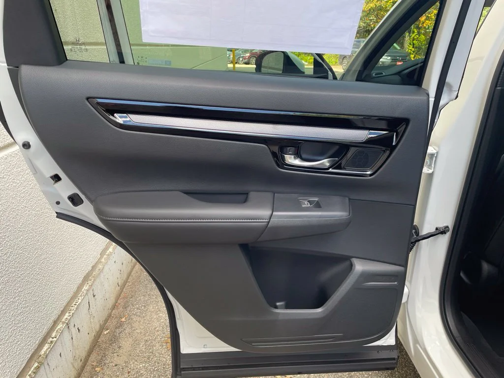 New 2027 Platinum White Pearl Honda EX-L AWD image 24