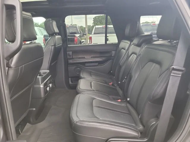 Used 2020 Gray Ford Limited image 17