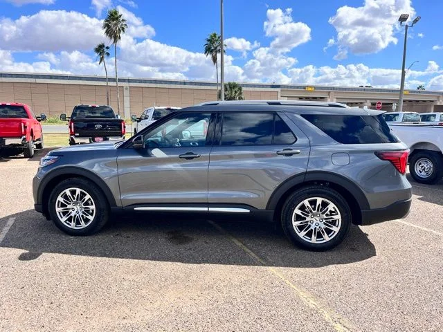 New 2026 Carbonized Gray Metallic Ford Platinum™ image 6