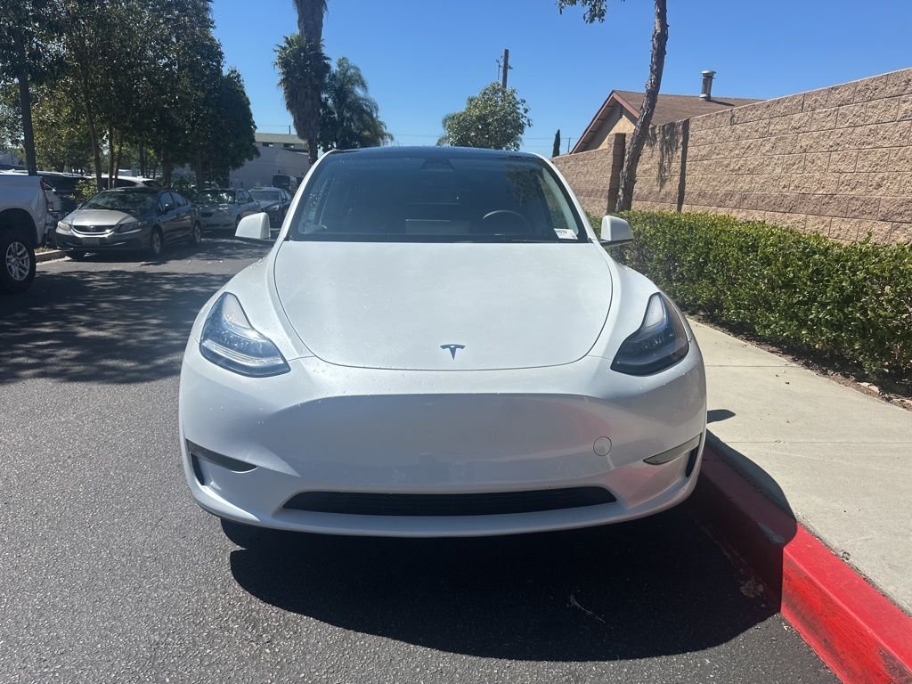 Used 2023  Tesla Long Range image 2
