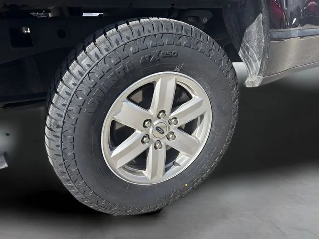 Used 2023 Black Ford XLT image 21