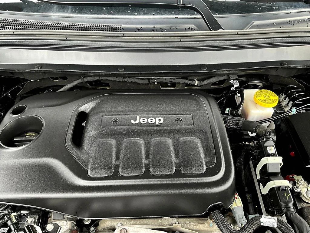 Used 2020 Black Jeep Limited image 33